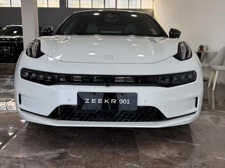 ZEEKR 001
