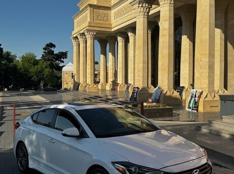 Hyundai Elantra 2018