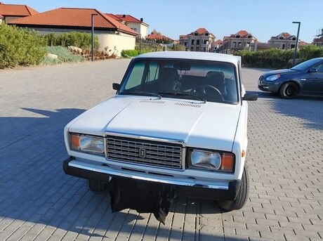 LADA (VAZ) 2107 2011
