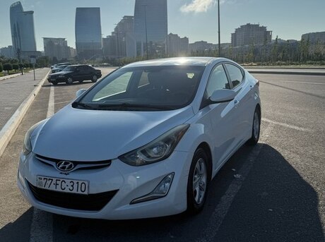 Hyundai Elantra 2015