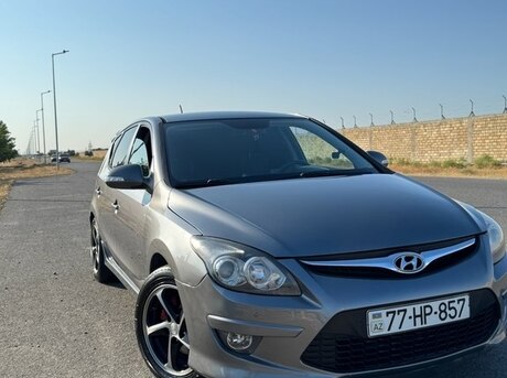 Hyundai i30 2011