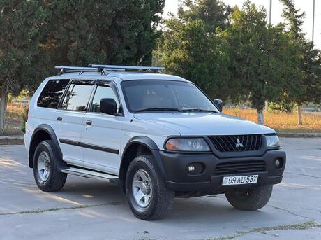 Mitsubishi  2003