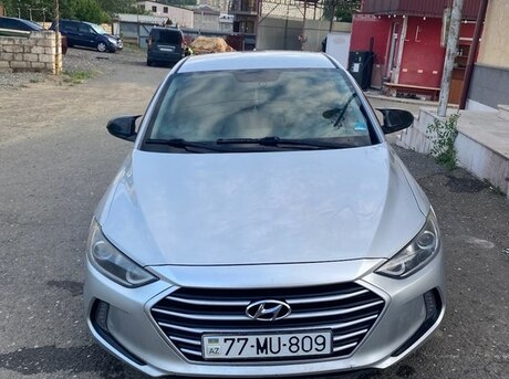 Hyundai Elantra 2016