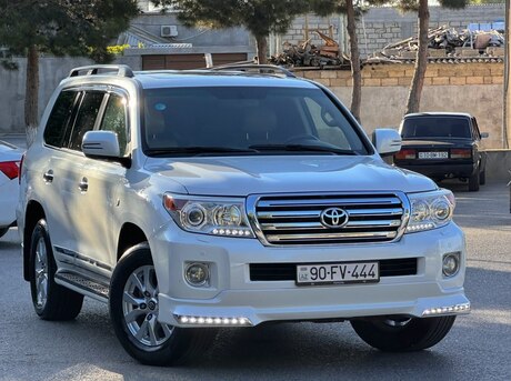 Toyota Land Cruiser 2010