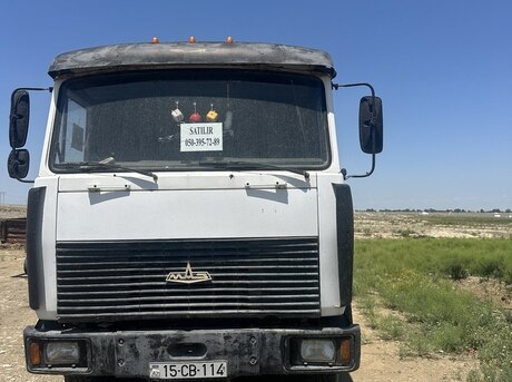 MAZ 642208