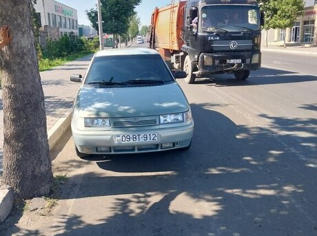 LADA (VAZ) 2110 2000