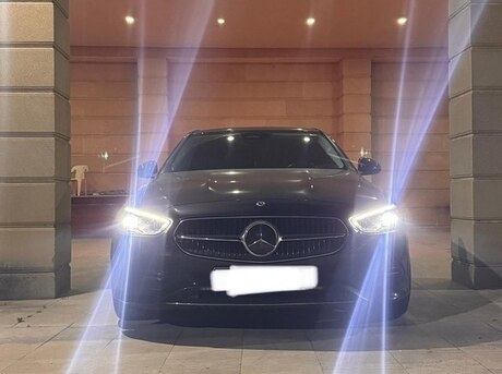 Mercedes C 200