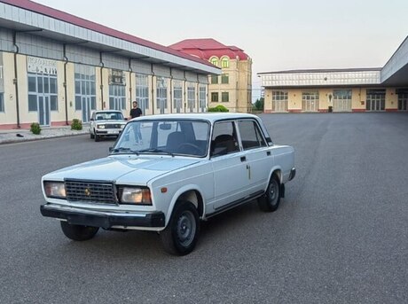LADA (VAZ) 2107 2005