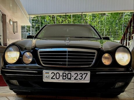 Mercedes E 200 2000