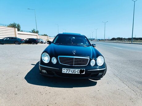 Mercedes E 240