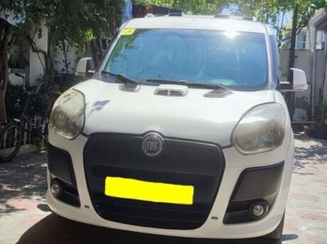Fiat Doblo 2012