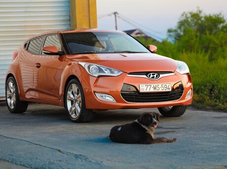 Hyundai Veloster