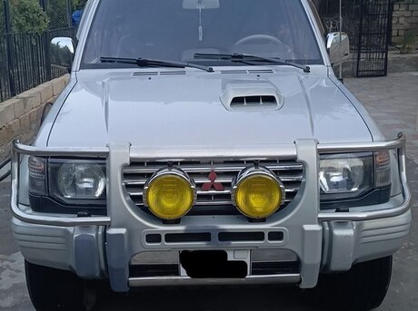 Mitsubishi Pajero 1996