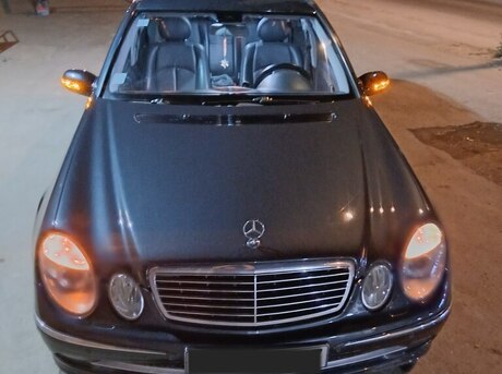Mercedes E 270 2003