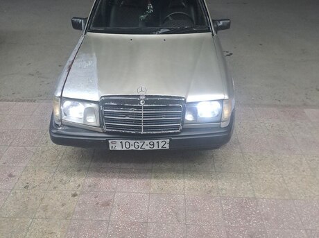 Mercedes E 300 d 1987