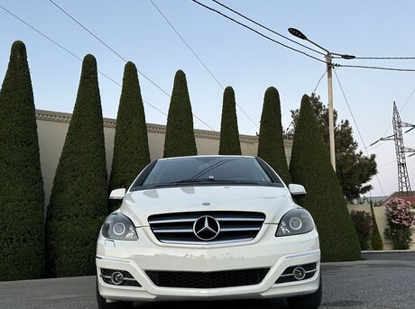 Mercedes B 180 2009