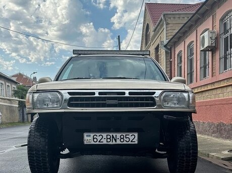 Nissan Pathfinder 1998