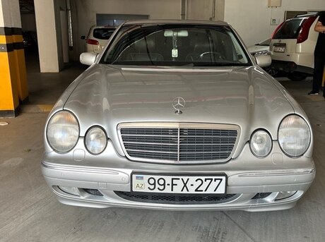 Mercedes E 240 2000