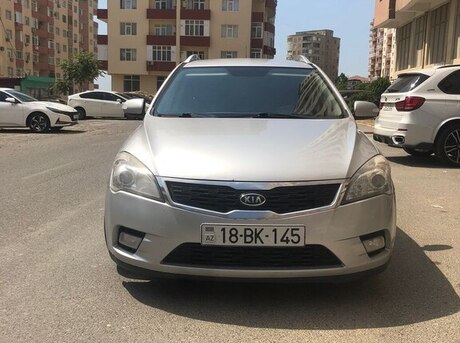 Kia  2010