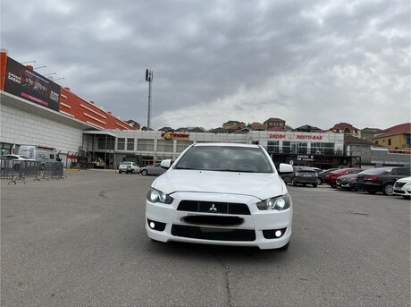Mitsubishi Lancer