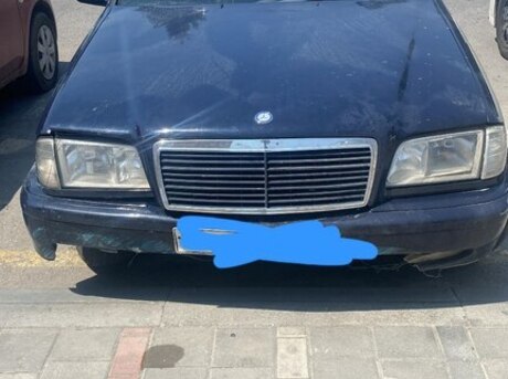 Mercedes C 180