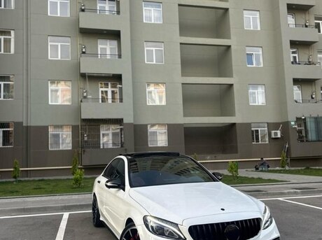 Mercedes C 300