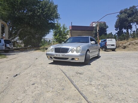 Mercedes E 220 d 1999