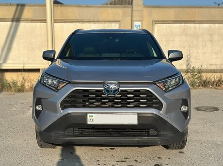 Toyota RAV4 2021