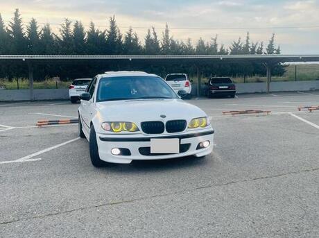 BMW 320 2003