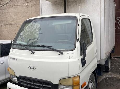Hyundai HD-65 2012