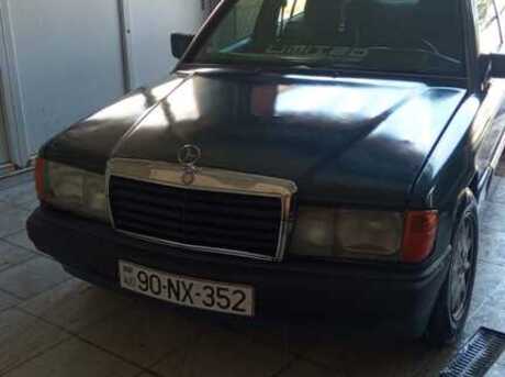 Mercedes 190 1990