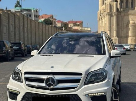 Mercedes GL 500 4MATIC 2014