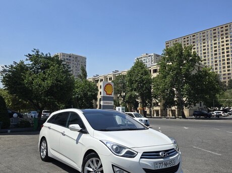 Hyundai i40 2011