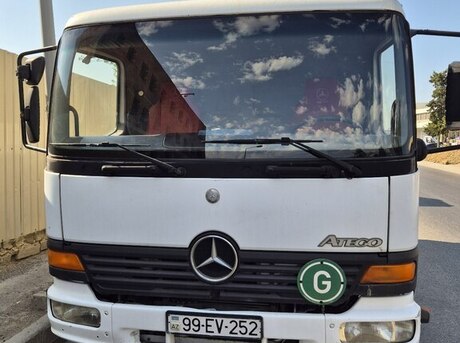 Mercedes Atego 814