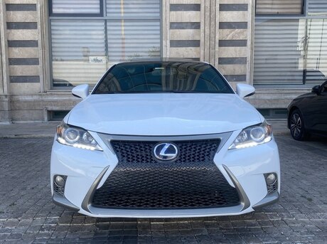 Lexus CT 200h