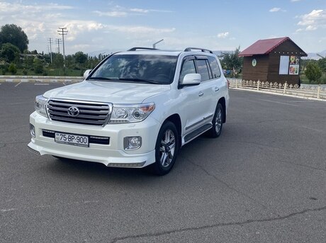 Toyota Land Cruiser 2012