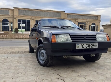 LADA (VAZ) 21099 2000
