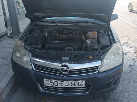 Opel Astra 2008