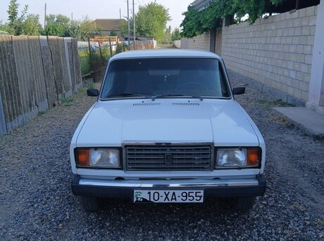 LADA (VAZ) 2107