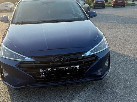 Hyundai Elantra 2019