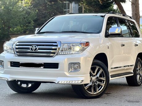 Toyota Land Cruiser 2010