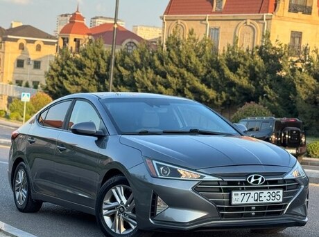 Hyundai Elantra 2018