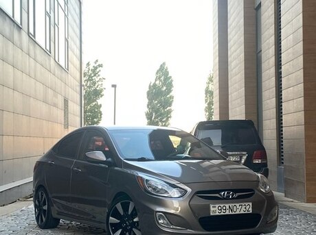 Hyundai Accent