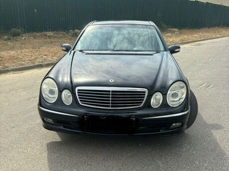 Mercedes E 200 2005