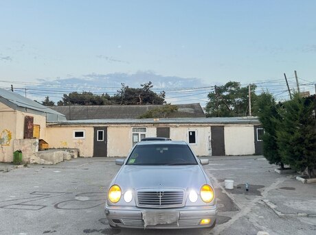Mercedes E 200 1999