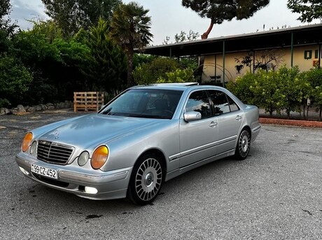 Mercedes E 280 2000