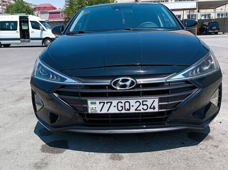 Hyundai Elantra 2019