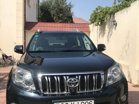 Toyota Land Cruiser Prado 2011