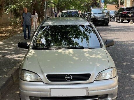 Opel Astra 2000
