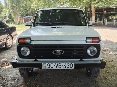 LADA (VAZ) Niva 2012